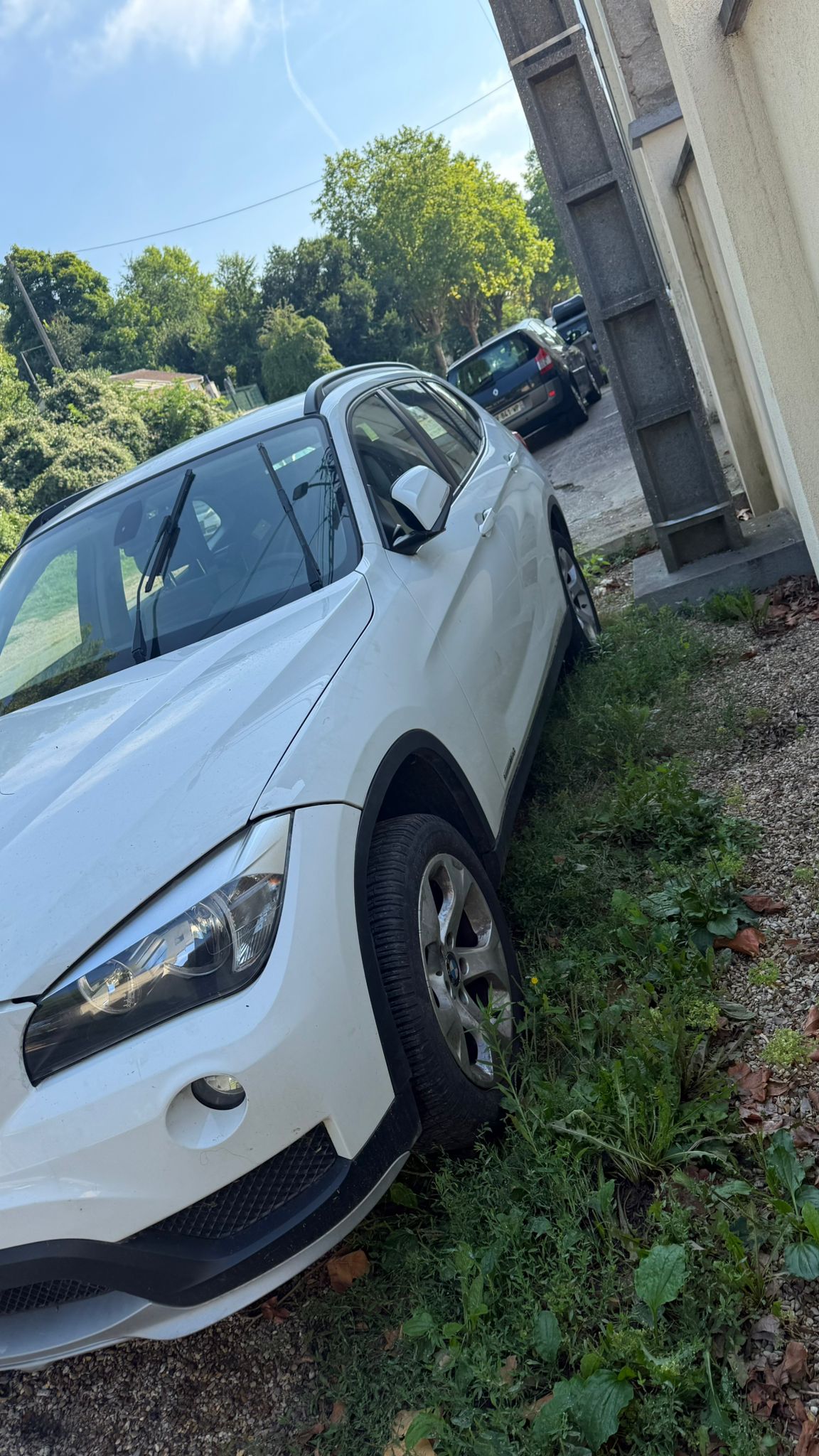 
								BMW X1 2014 116d complet									