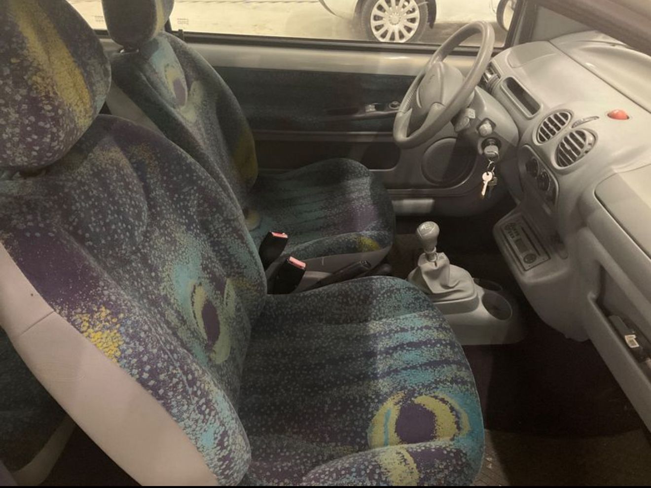 
								Twingo 1 phase 3 complet									