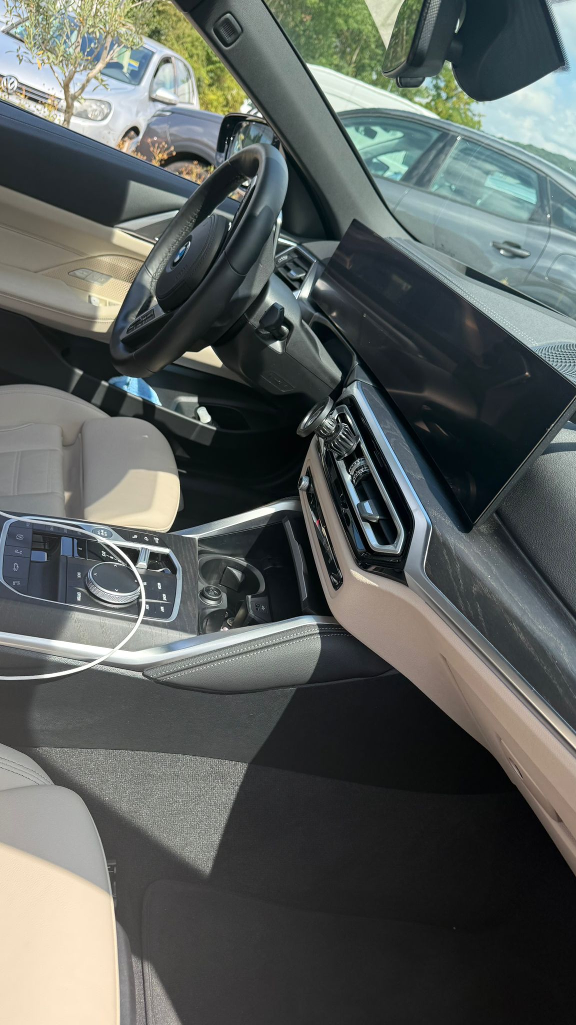 
								Audi itron électrique complet									